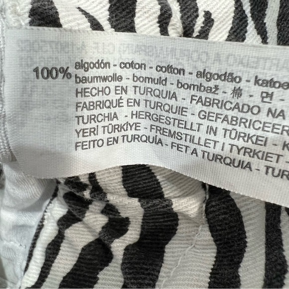 Zara 100% Cotton Denim Zebra Print Paper Bag Waist Mini Skirt S - Picture 11 of 11